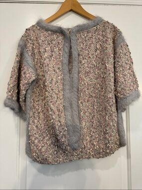 Cozy Multicolor Bouclé Sweater with Gray Faux-Fur FuzzyTrim Size M/L
